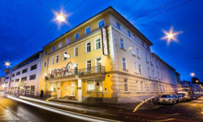 Гостиница Goldenes Theater Hotel Salzburg, Зальцбург